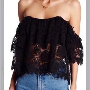 Tularosa black Amelia Top size small